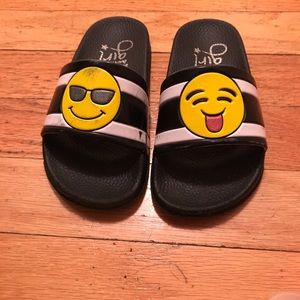 Toddler Girl Emoji sandals size 10